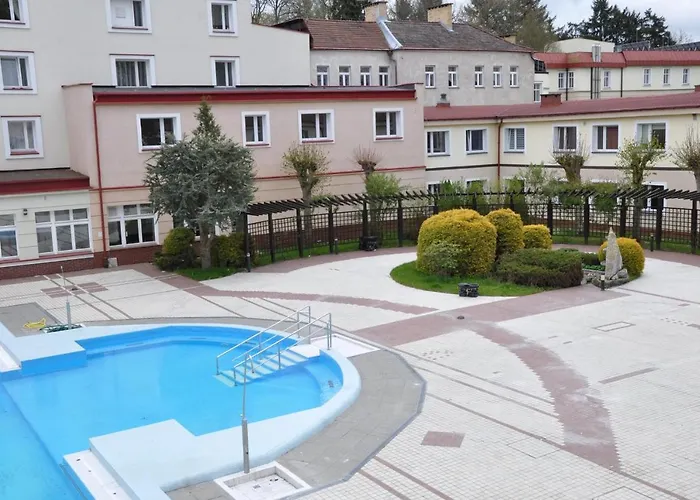 Uzdrowisko Zdrój - Gryf 2*